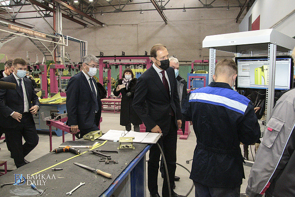 Министр промышленности России дал поручения по бурятским предприятиям 