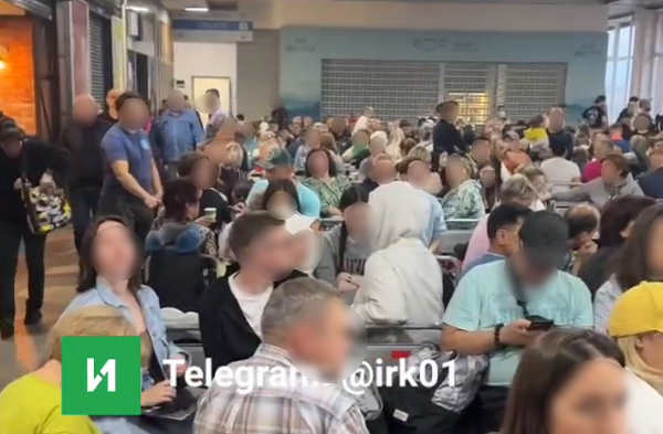 Туристы почти сутки просидели в аэропорту Иркутска в ожидании рейса на Пхукет