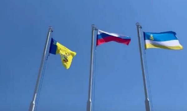 В Улан-Удэ подняли флаги в честь Дня России 