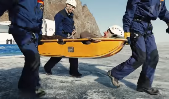 Первый канал показал вторую часть фильма о Байкальских спасателях