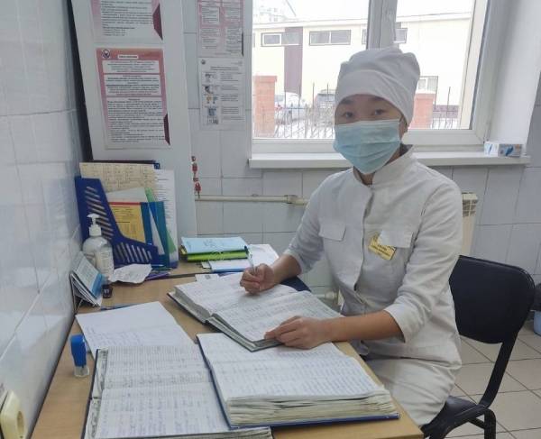 В Бурятии будущие медсёстры помогают врачам в поликлиниках