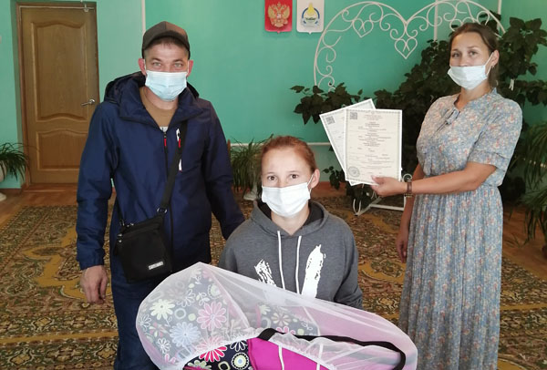 В Мухоршибирском районе Бурятии родился 150-й ребёнок с начала года