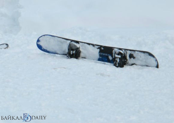 В Чите упавший с подъёмника сноубордист находится в реанимации 