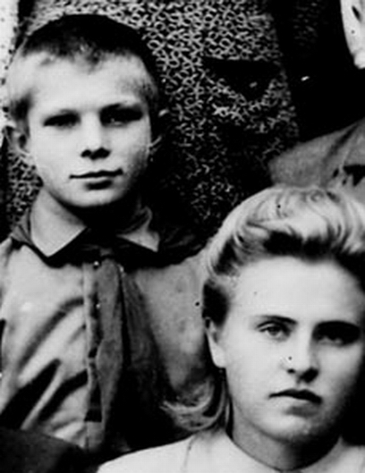 нина васильевна кондратенкова. нина васильевна кондратенкова первая учительница гагарина. гагарина нина васильевна учитель. первая учительница гагарина. нина васильевна кондратенкова первая учительница гагарина.