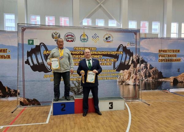 Пауэрлифтер из Бурятии вошёл в число лучших в России 