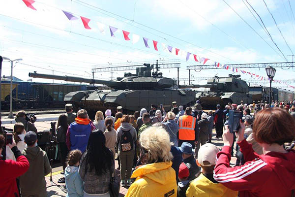 Патриотический агитпоезд сделал остановку в Братске