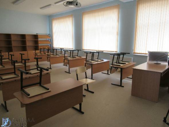 В Улан-Удэ закроют ещё одну аварийную школу 