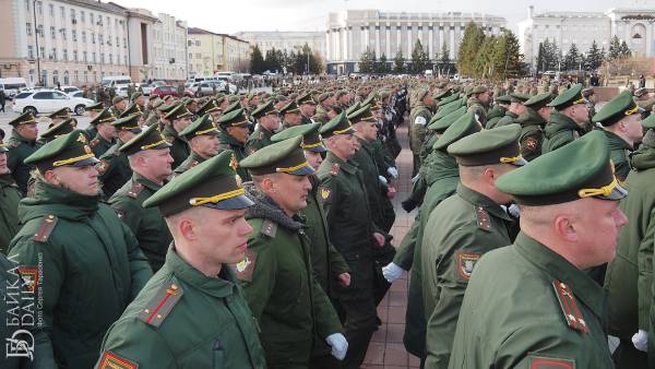 В центре Улан-Удэ на репетициях парада Победы выставят ГИБДД