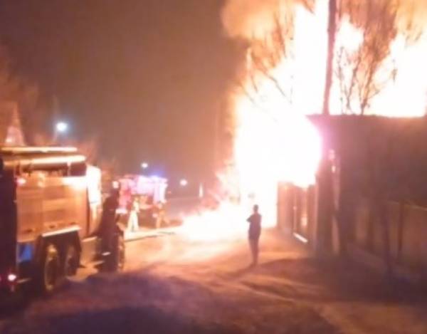 В Улан-Удэ школьник спас соседей во время пожара 