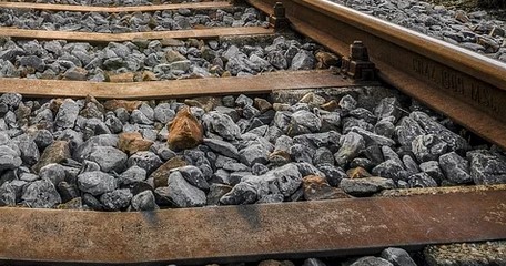 Жителя Бурятии поймали возле железной дороги с марихуаной