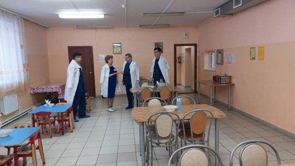 Зампрокурора Бурятии побывали в социально-реабилитационном центре