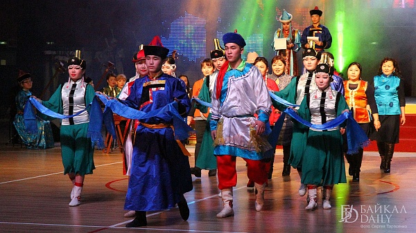 Фестиваль бурятской одежды устроят в Улан-Удэ 