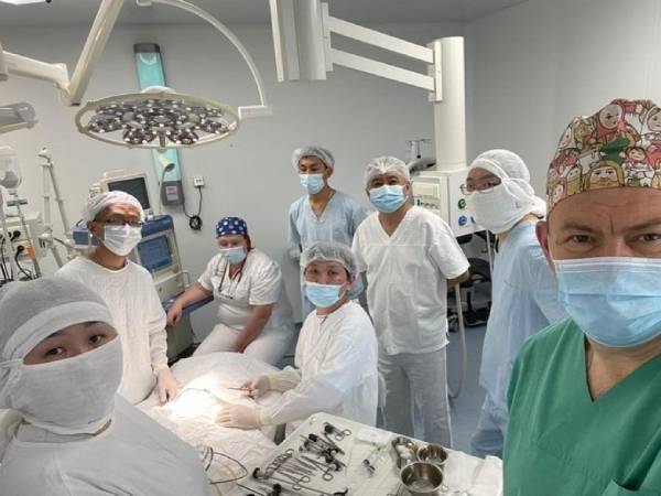 «Обещал маме малыша»: Известный хирург прооперировал 4-летнего ребёнка в Улан-Удэ