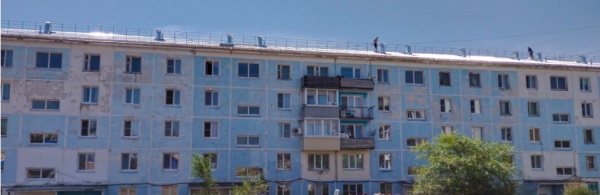 В Бурятии восстановили унесённую ветром крышу