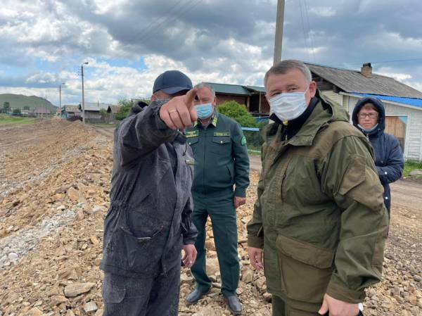 Вячеслав Дамдинцурунов срочно выехал в Бичуру на ликвидацию паводка 