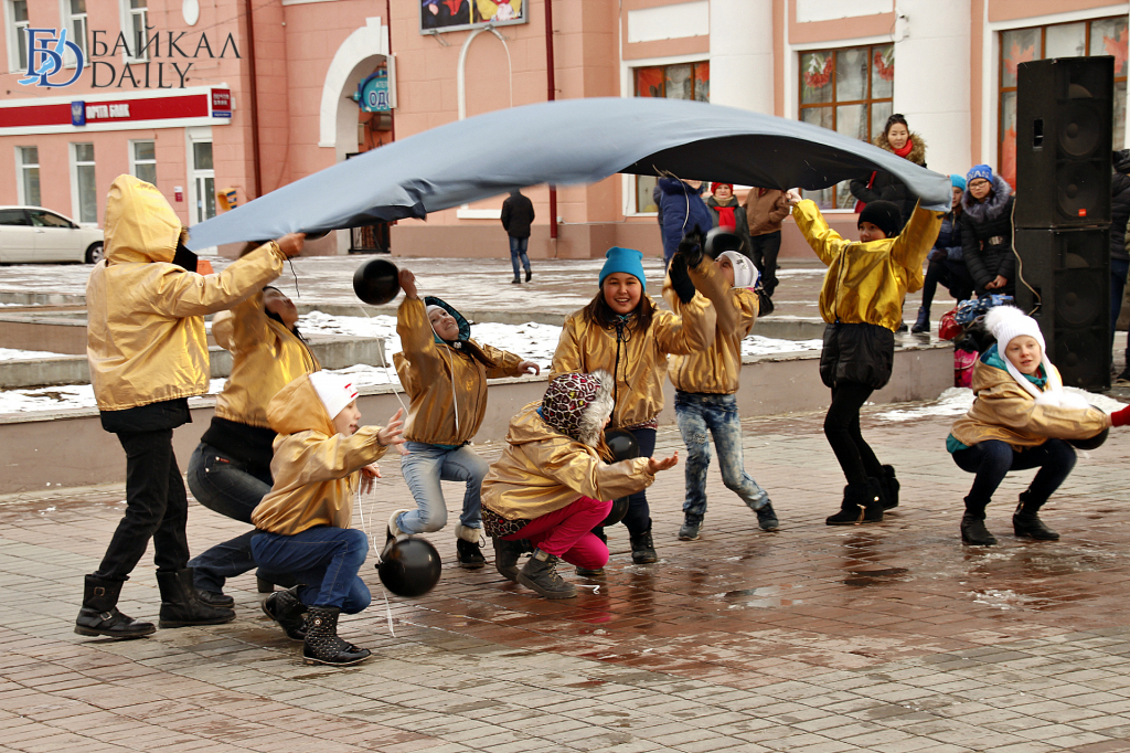 ����������� ������ �������� 70-����� � ����-��� 