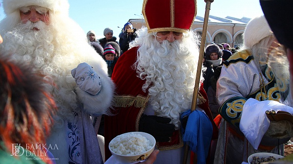 На Белый месяц в Бурятию приедут Деды Морозы из Греции и Узбекистана