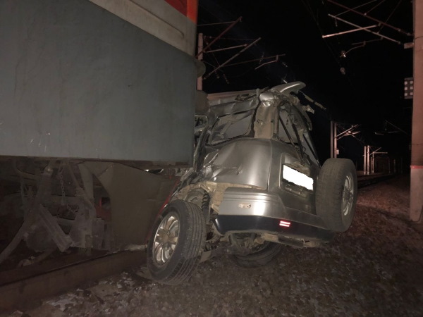 В Забайкалье в ДТП с поездом погибли четыре человека 