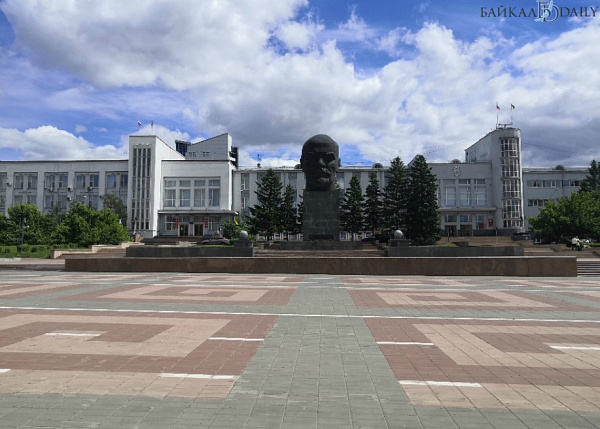 На главной площади Улан-Удэ установят 15-метровую юрту