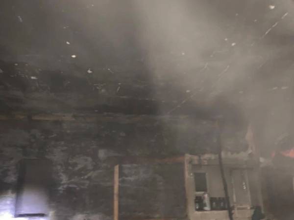 В Бурятии произошёл пожар в подвале многоквартирного дома 