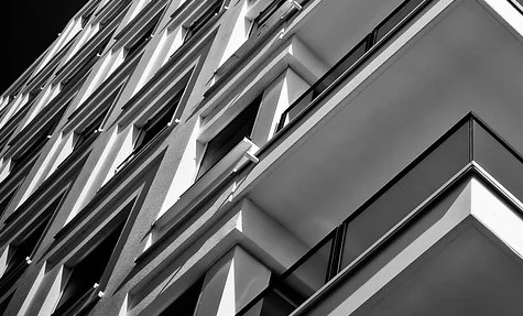 В Иркутске годовалый мальчик выпал с третьего этажа 