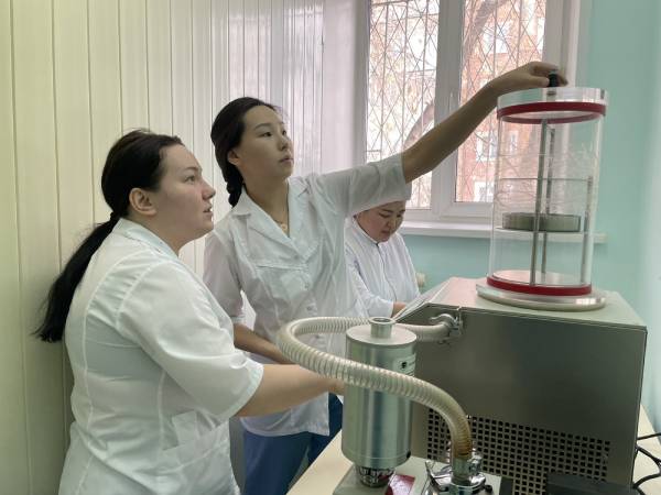   В Бурятии учёные разработали уникальную съедобную пищевую плёнку 