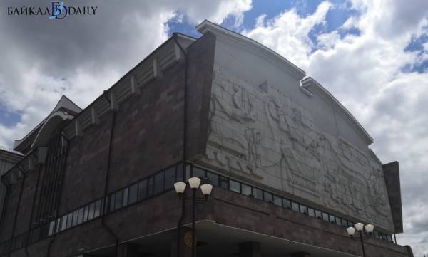 Прокуратура выявила нарушения при ремонте Бурятского драмтеатра 