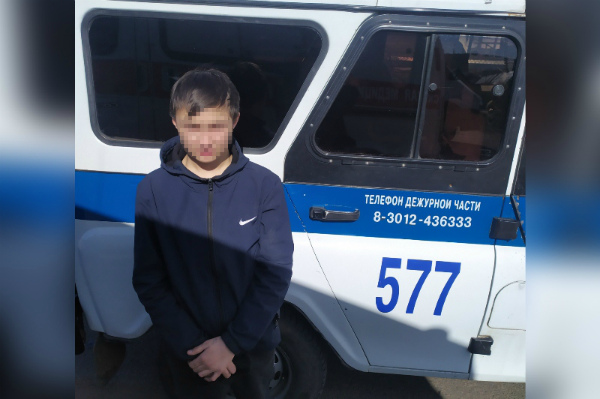 В Улан-Удэ 17-летний парень угнал такси 