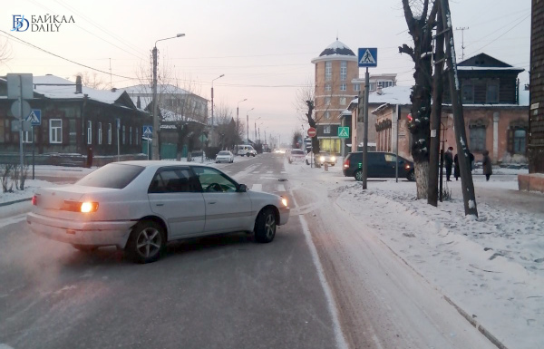 В Улан-Удэ в ДТП «Тойоту» развернуло на 180 градусов 