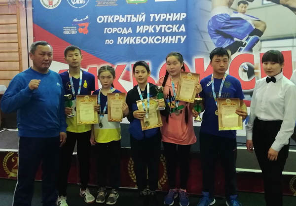 Юные кикбоксеры Бурятии взяли 5 медалей на турнире в Иркутске