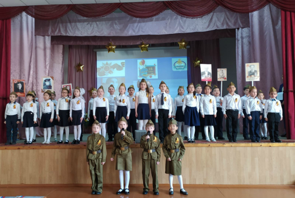 В Улан-Удэ младшеклассники состязались в «Битве хоров»