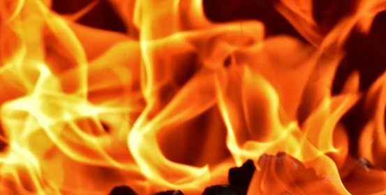 В Бурятии на горе воспламенился автомобиль 