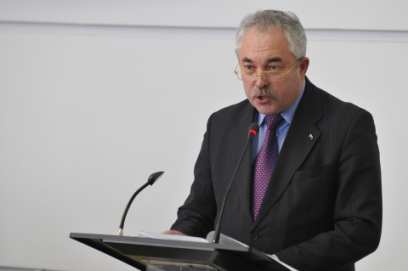 ����� ����-��� �� ��������� ������ ��������� �����������