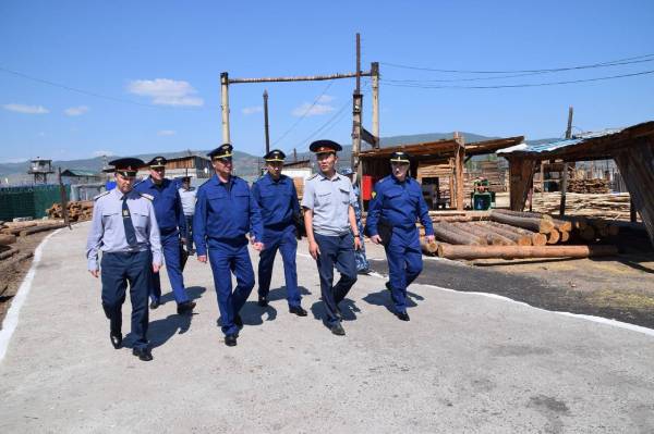 И.о. прокурора Бурятии проверил колонию и нашёл нарушения