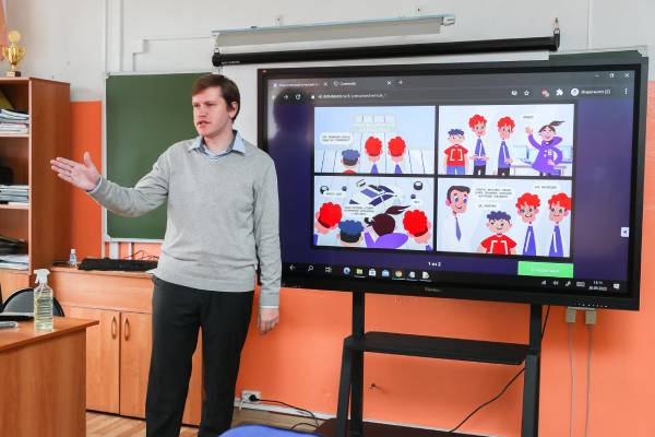 Учитель улан-удэнской школы рассказал о своей работе  