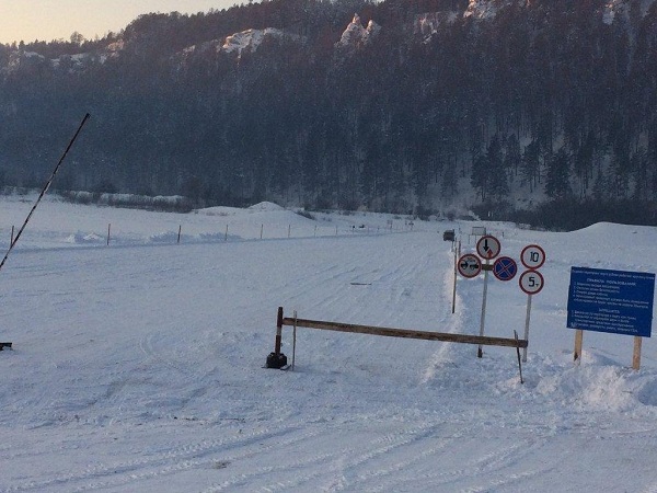 В Иркутской области открыли ледовую дорогу на Лене 