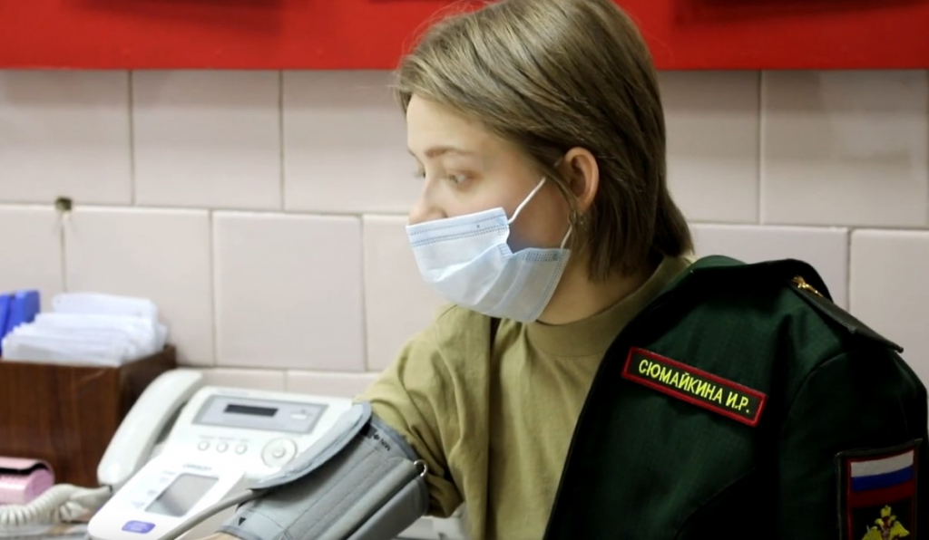 Военный госпиталь улан. Военный госпиталь Улан-Удэ. Поликлиника военного госпиталя Улан Удэ. Военный госпиталь Боевая 5 Улан-Удэ. Госпиталь на боевой Улан-Удэ врачи.