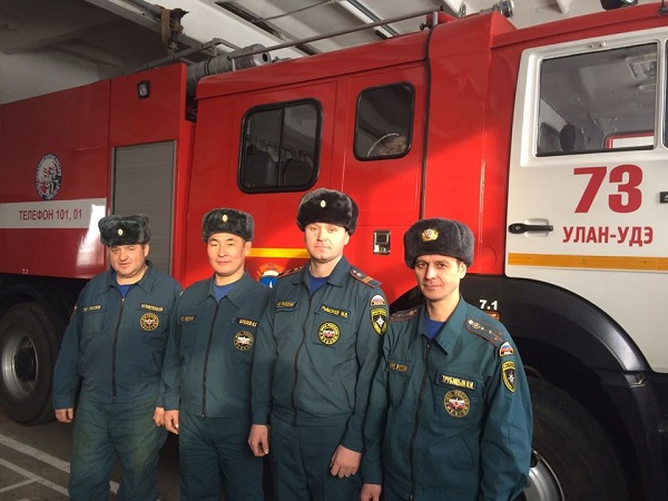 Улан-удэнка поблагодарила пожарных за спасение построек  