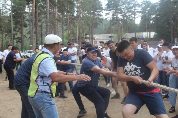 В Улан-Удэ сотрудники МВД отдохнули на Дне здоровья 