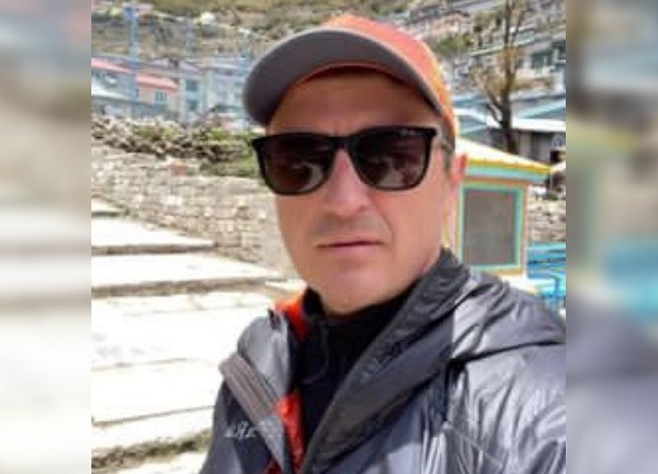 «Никто не развернулся»: Путешественник из Бурятии покорил Эверест