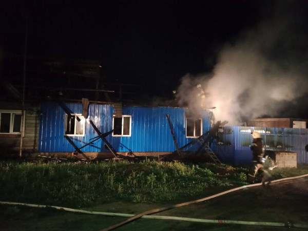 В пригороде Улан-Удэ на пожаре пострадал мужчина 