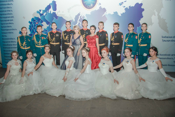 Кадеты из Бурятии побывали на международном балу в Москве 
