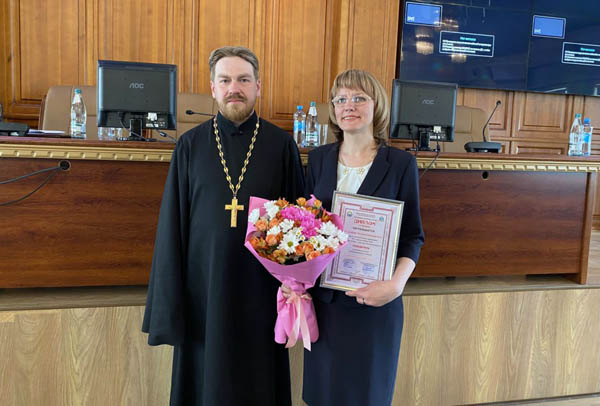 В Бурятии наградили победителей конкурса «За нравственный подвиг учителя»