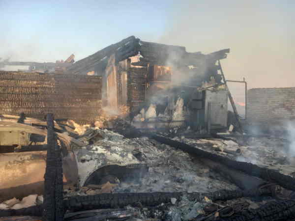 Житель Бурятии получил ожоги, пытаясь потушить пожар 