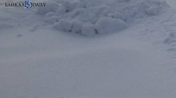 На трассе «Байкал» из-за снегопада ограничивали движение 