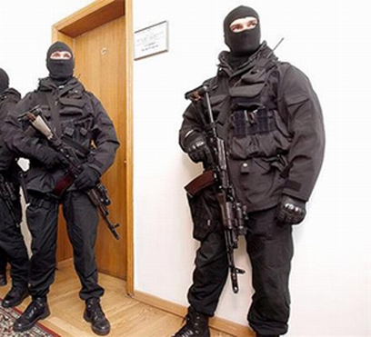 � ����-��� ����������� ������ ����-�������� � ���� ����������� ������ � ����� ��� �������