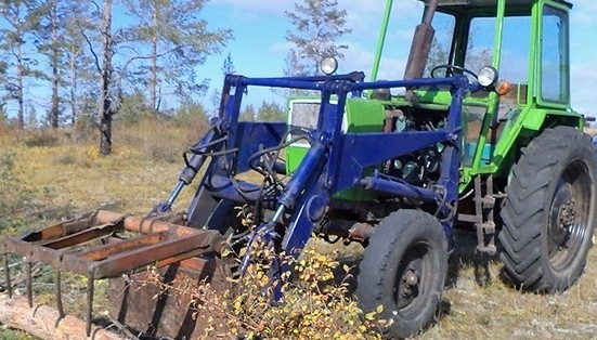 В Бурятии у «чёрного» лесоруба забрали трактор 