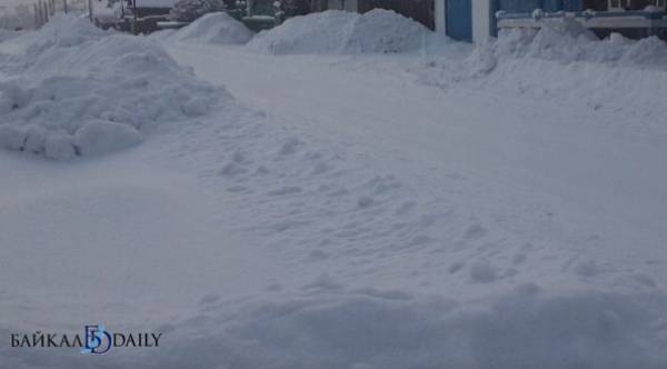 «Крестьяне радуются»: Жителям Бурятии объяснили, чем хорош апрельский снег