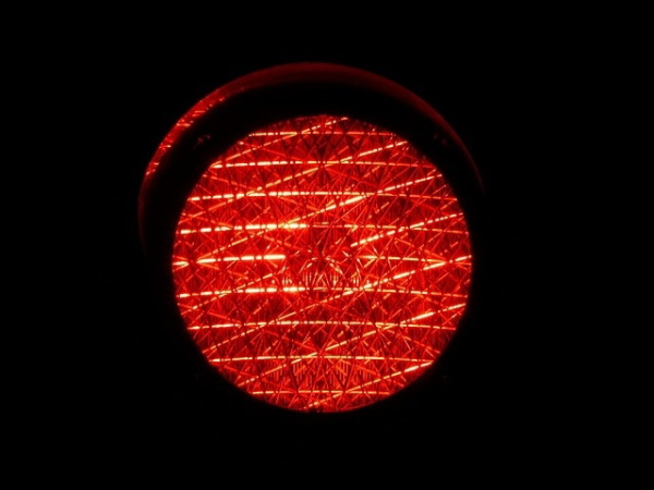 В Бурятии водитель судился из-за проезда на красный сигнал светофора