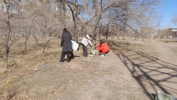 В Улан-Удэ студенты собрали 55 мешков мусора